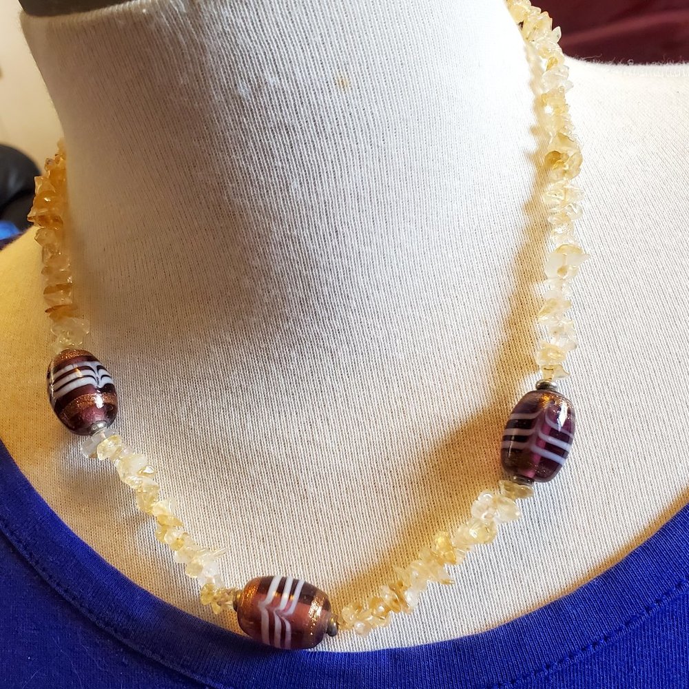 16" Agate Chip Strand and Glass Oval Bead Necklace